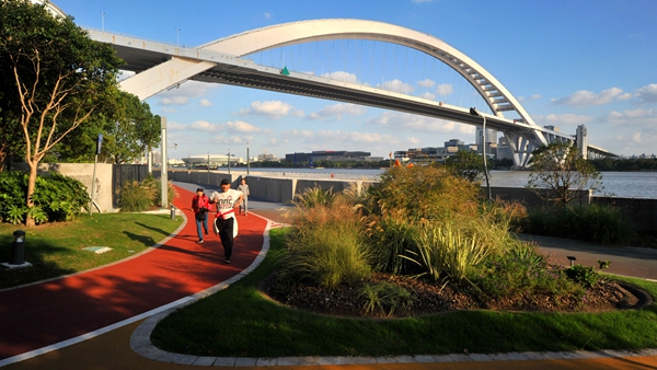 上海两会 | 2018年上海低效建设用地减量7平方公里 将新建200公里城市绿道