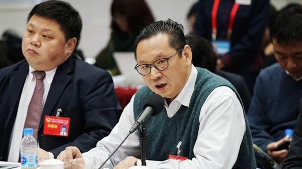 上海两会 | 市政协委员：建议公立医院收取适当医疗服务费