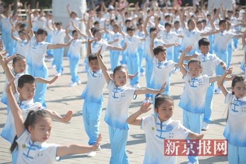 今年六一很特别：百万儿童齐练中华武术过节