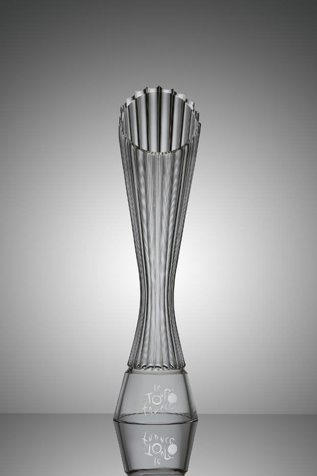 斯柯达为2018环法赛获胜者设计奖杯
