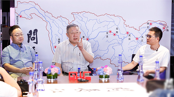 关注长江大保护 公益行动“问长江”在上海启动