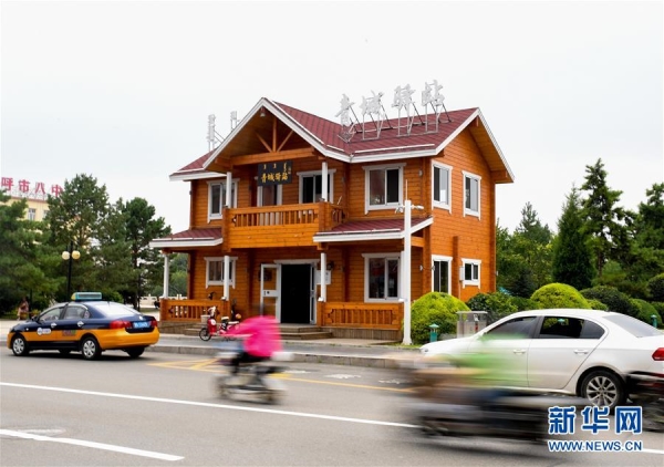 潮起东方万象新