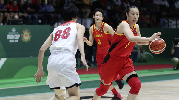 中国女篮3分惜败日本队，获得亚洲杯亚军