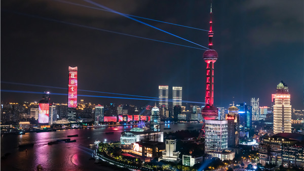 视频 | 黄浦江光影秀刷屏！快查收这份朋友圈“来稿”