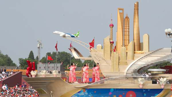 上海彩车诞生记