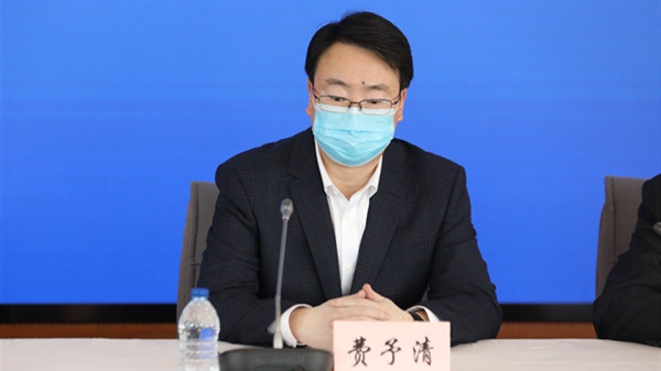 上海：职工社会保险缴费年度推迟3个月 | 疫情防控发布会 