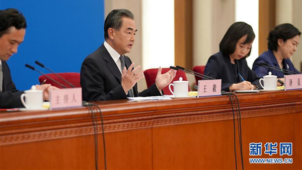 王毅：加快中日韩自贸谈判，力争年内签署区域全面经贸伙伴关系协定
