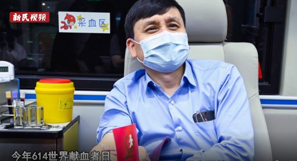 视频 | 张文宏端午节悄悄去献血，“献血这件事不能屏牢”