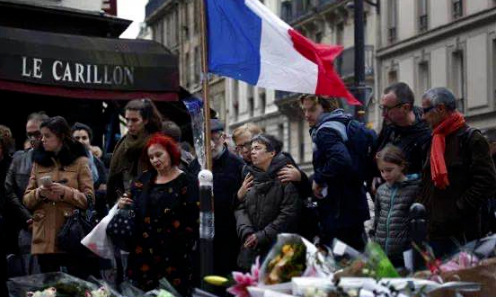 致命恐袭发生5年后再现争议漫画，法国《查理周刊》在想什么？