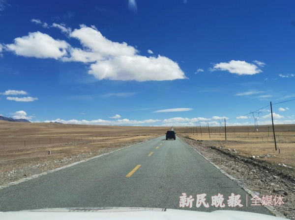 新藏公路——英雄解放之路、守国戍边之路、脱贫致富之路