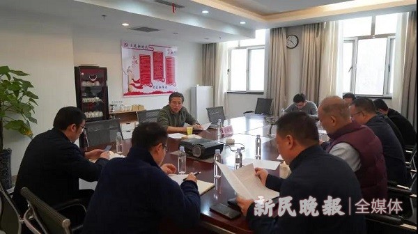 上海援疆前方指挥部召开中心组学习扩大会议