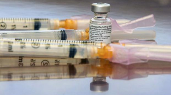 美国国内开始抢抢抢疫苗了