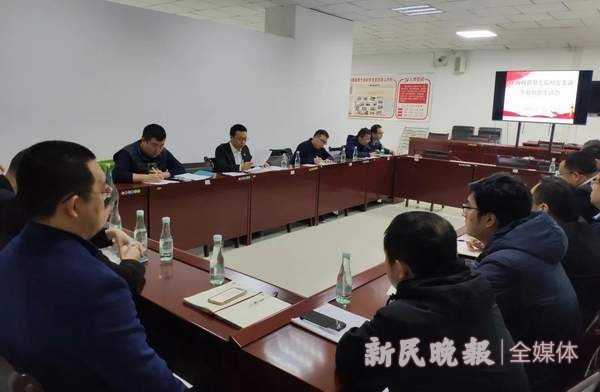 上海援疆巴楚分指临时党支部召开专题组织生活会