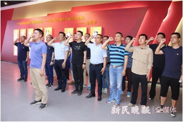 上海援疆叶城分指到岳普湖县开展主题党日活动