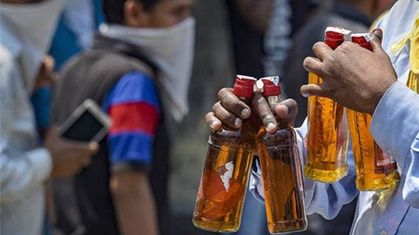 印度比哈尔邦假酒事件已致16死，警方逮捕5人