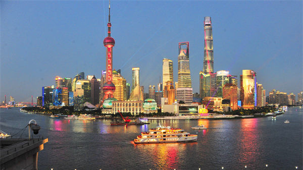 上海：32条新政提信心扩需求稳增长促发展