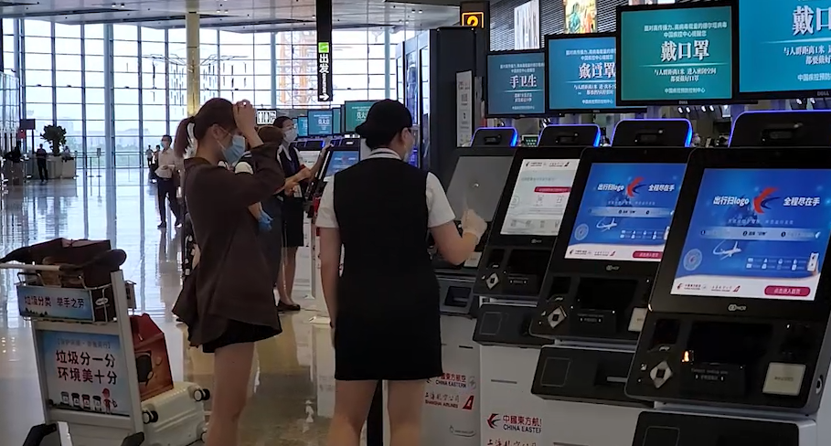 视频 | 台风“灿都”减弱 上海两大机场逐步恢复起降