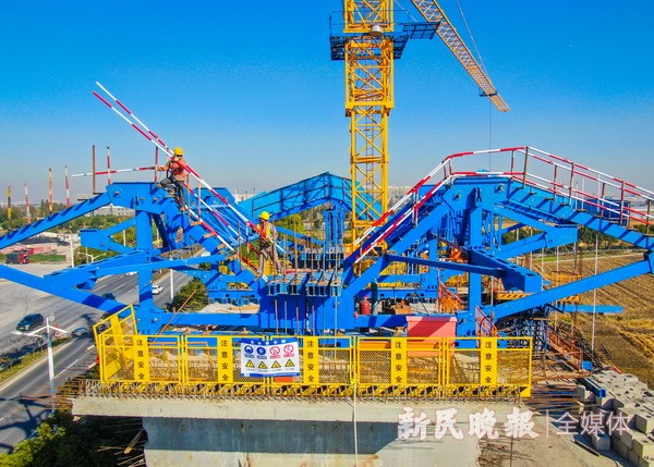 临近年末 沪苏湖铁路建设全力提速