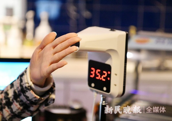“小蓝牌”上墙杨浦网吧 市民们也能监督防疫工作