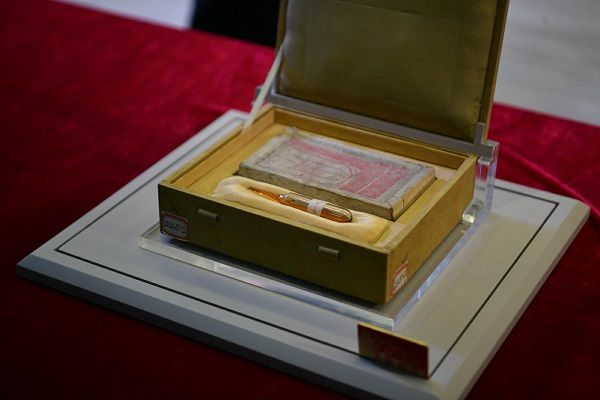 音乐之缘！贺绿汀珍藏的“盐酸吗啡”，今天来到了一所以“乐”命名的中学