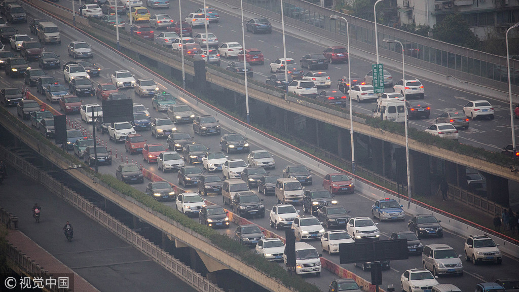 清明祭扫将迎高峰 上海消防部门启动预案保障安全