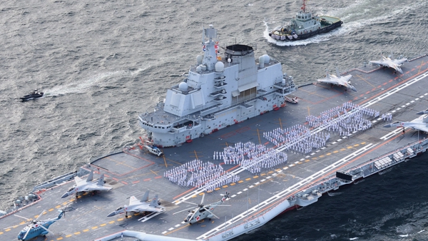 来源:东方ic参加中央军委在南海海域举行的海上阅兵后,辽宁舰编队迅即