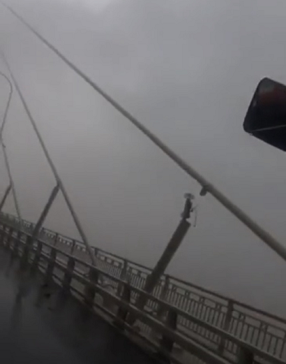 台风“温比亚”过境 苏通大桥一斜拉索阻尼器断了
