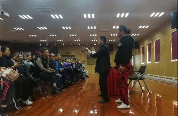 孙嘉雄：打陈式太极腕别乱转