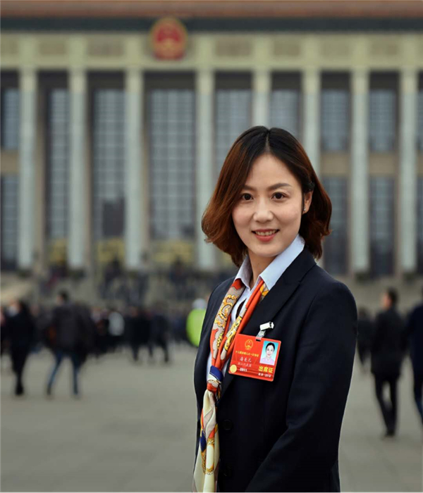 潘美儿把最美的青春绽放在麻风村