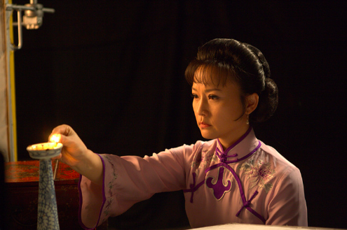 艺评爱的信物变成恨的凶器欣赏越剧电影玉卿嫂