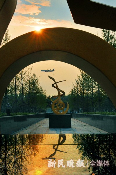 沪上首家音乐主题公园临空1号公园竣工