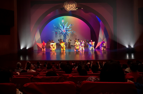 小马宝莉中文版舞台剧中国首演圆满结束城巡演精彩开启 手机新民网