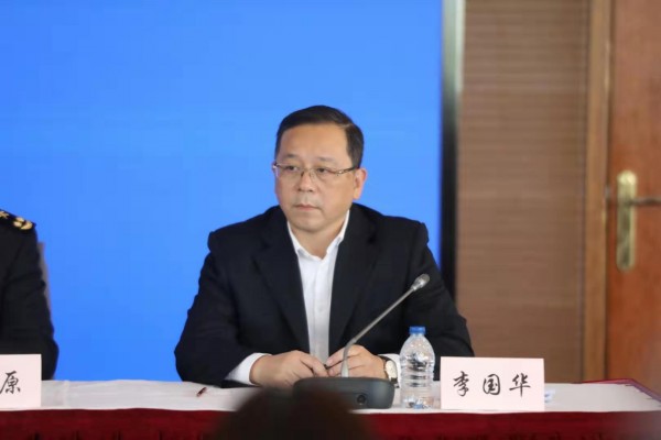 委主任邬惊雷,上海海关副关长蒋原,上海市公安局交警总队总队长邢培毅