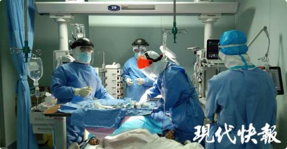 生死15分钟从死神手里抢人党员三人组胜出