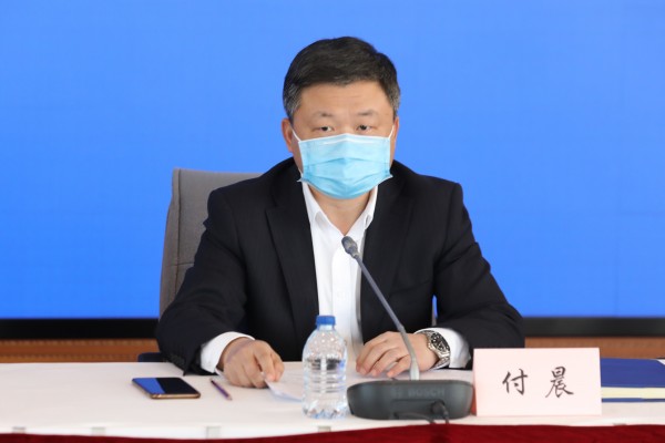医院主任医师朱凌云,闵行区莘庄社区卫生服务中心全科副主任医师顾昊