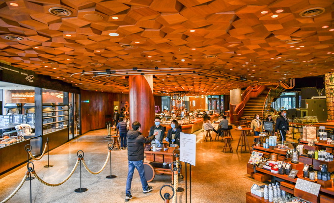 多管齐下星巴克臻选上海烘焙工坊这样推进复工