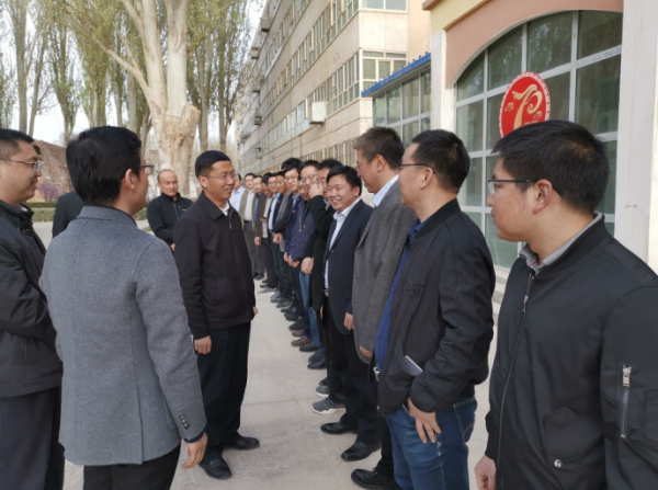 喀什泽普县委书记刘四宏慰问第十批上海闵行援疆干部人才