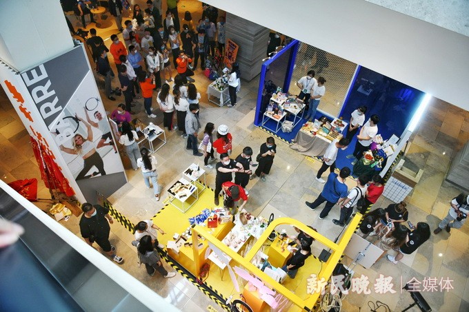 线下快闪集市掀起国潮嘉年华