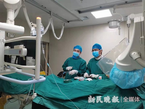 小支架撑起关键点——上海援疆医生成功治疗1例冠脉左主干严重狭窄患者