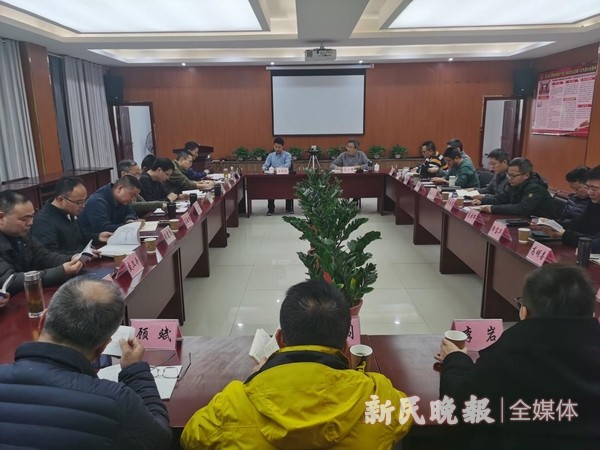 上海援疆叶城分指召开全体干部人才集体学习会、党政干部会议